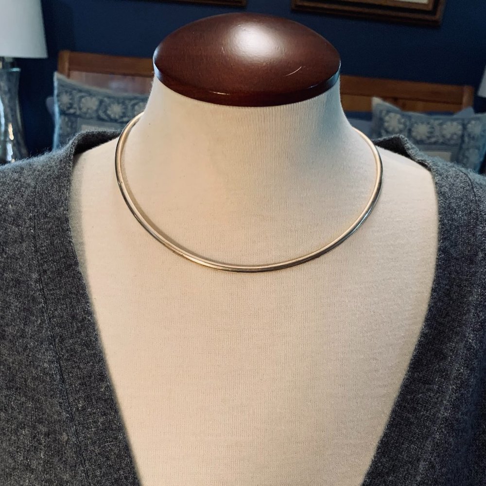 Silver choker